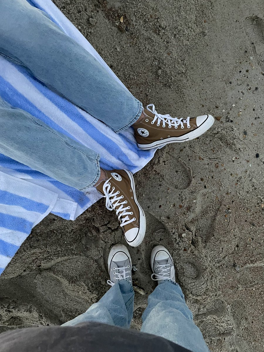 ashaquilo's tweet photo. recent moments. life is so good🤍🌊 https://t.co/UhwzgzGDoy
