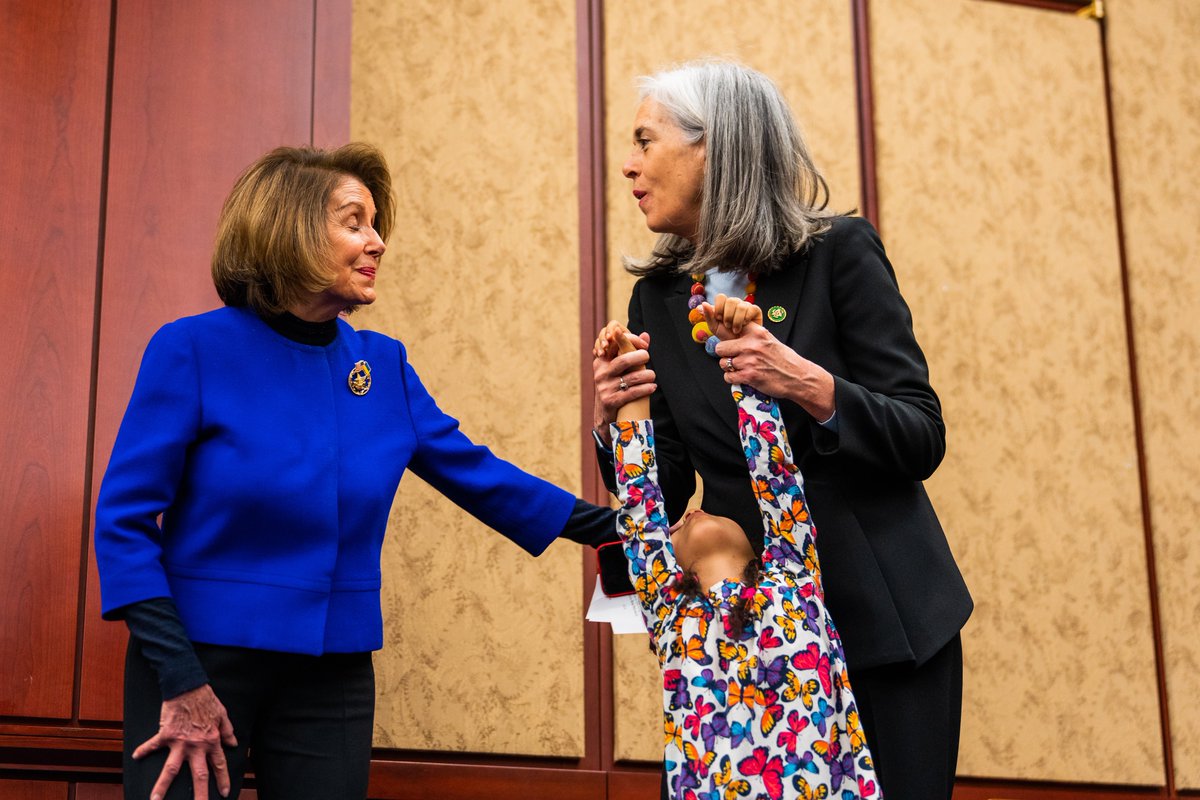 Nancy Pelosi tweet media