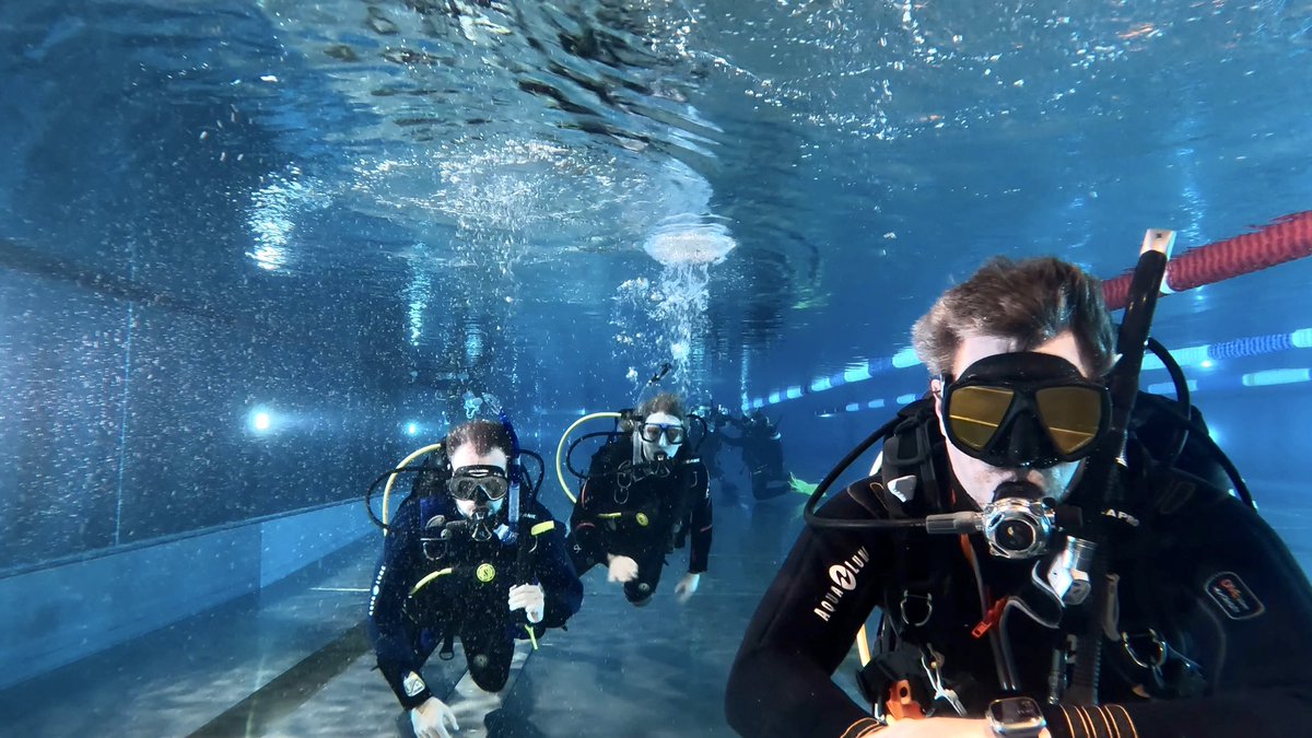 diveXellence's tweet photo. Wieder 5 #OWD 🤿 Schüler haben am Mittwoch den ersten Schritt unter Wasser gewagt🤗. Wann kommst du mit?
#padi #divingisfun #waterlust #tauchenlernen #tauchen #diving #torchbearer #ulm #laupheim #tauchschule #tauchschuleulm #tauchenlernen #schweben #schwerelos #atmenunterwasser https://t.co/QUHATBMZEh