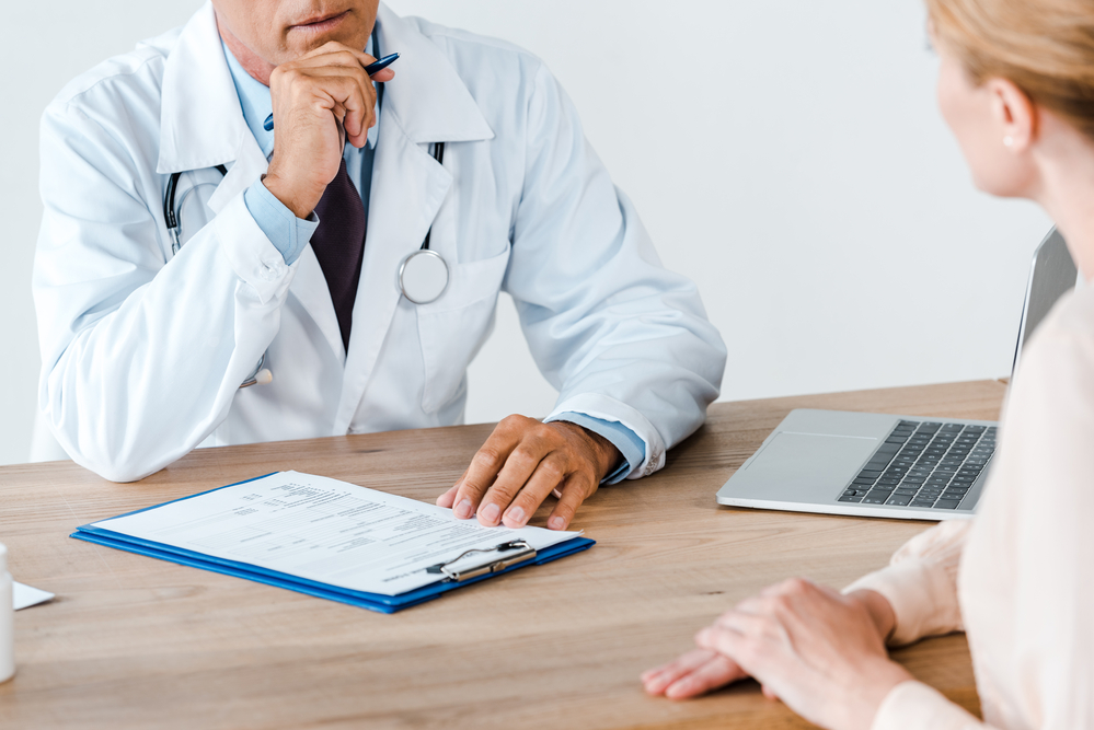 Absorbable suture has comparable anatomic outcomes to permanent suture in apical surgery repair: journals.lww.com/greenjournal/F… #prolapse #sacrocolpopexy