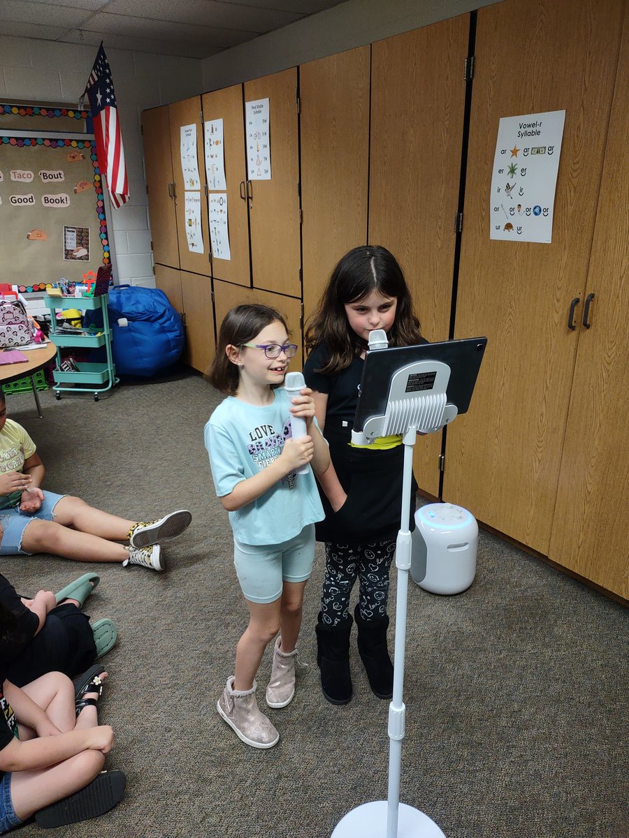 布団から出たくない民 tweet media