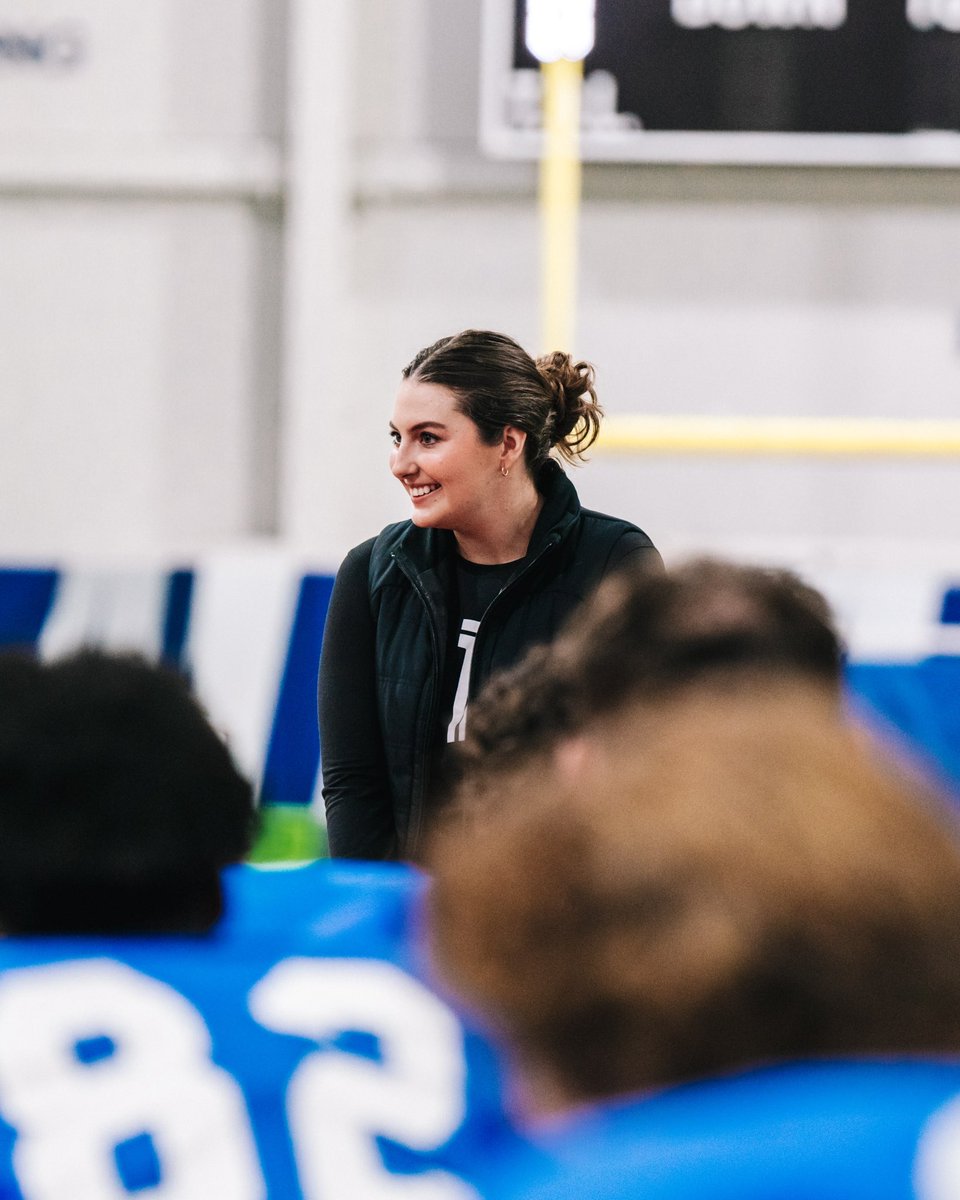 hanna_axene's tweet photo. Today marks the end of one chapter and the start of a new one. Thank you to all the incredible student-athletes, coaches and staff that I have had the pleasure of working with @SMU. A new adventure is about to begin but I will forever be a Mustang. 

#PonyUpDallas https://t.co/PtGhOXqxXF