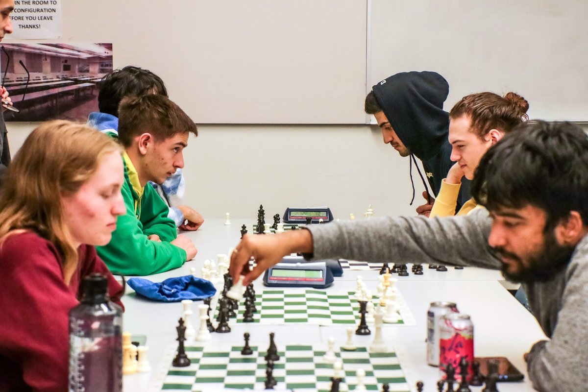 UO Journalism & Comm tweet media