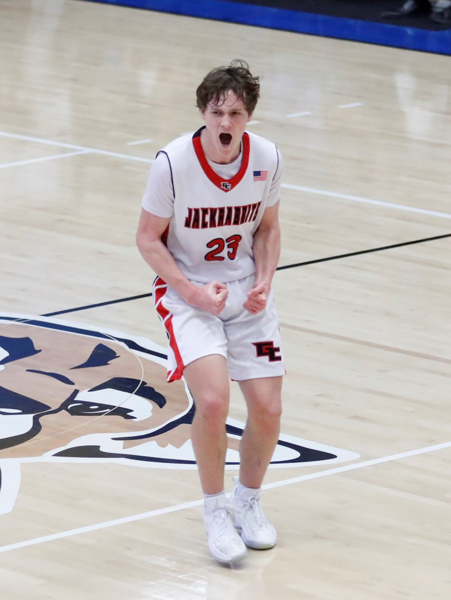 RickieKSHSAA's tweet photo. Reigning champs Greeley County back to Class 1A Division II finals. Greeley County hit 11 3s, shooting 70.5 percent from the field in the second half in 64-41 win over South Central. #kshsaacovered @KSHSAA https://t.co/xKv0pj4mIm