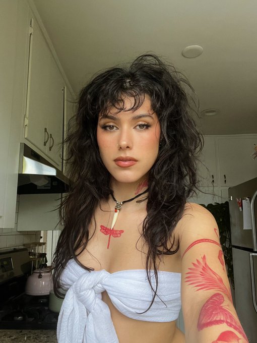 TW Pornstars - Valeria Mars. The most liked pictures and videos from Twitter for the year. Page 2