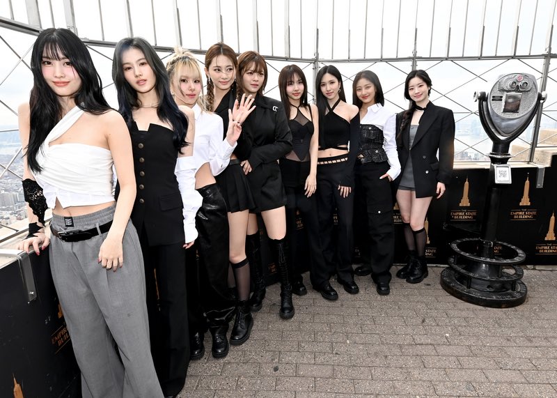 Empire State of Twice <a href="/JYPETWICE/">TWICE</a>