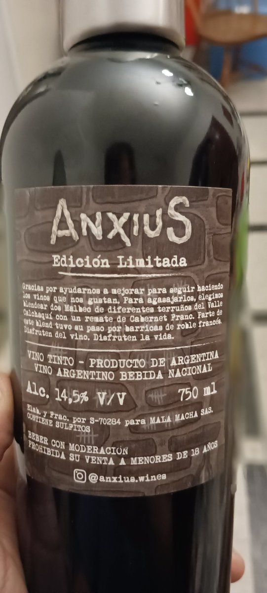 Lo iba a dejar para mañana que siguen los asados...pero le hice honor al nombre y me ganó la ansiedad.
Muuuuy bueno <a href="/paladar_noir/">Paladar Noir 🐶🍷</a>