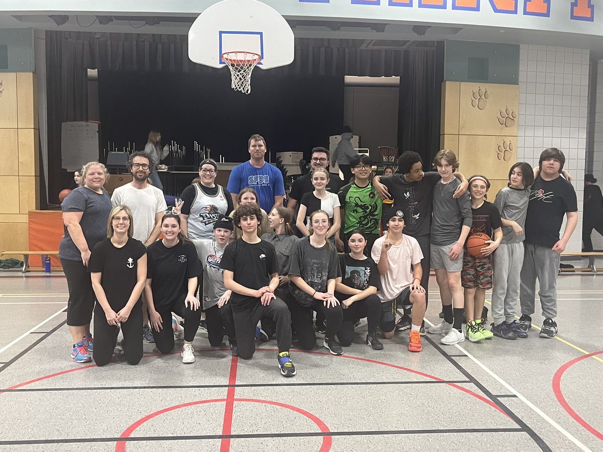 mskajordan's tweet photo. An intense game of B-ball @HolyTrinityCS ! Teachers vs students.  Nail-biter until the end! Teachers for the win!  Great way to lead into the March Break!  The whole school cheered both teams on! Outstanding way to promote school spirit!  @SCCDSB @Demers7Demers #whatweneeded https://t.co/0VVpXpBUXv