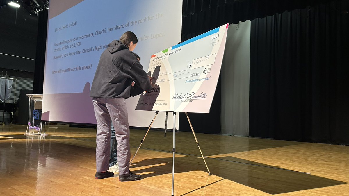 Dr. Danniella Calcano tweet media