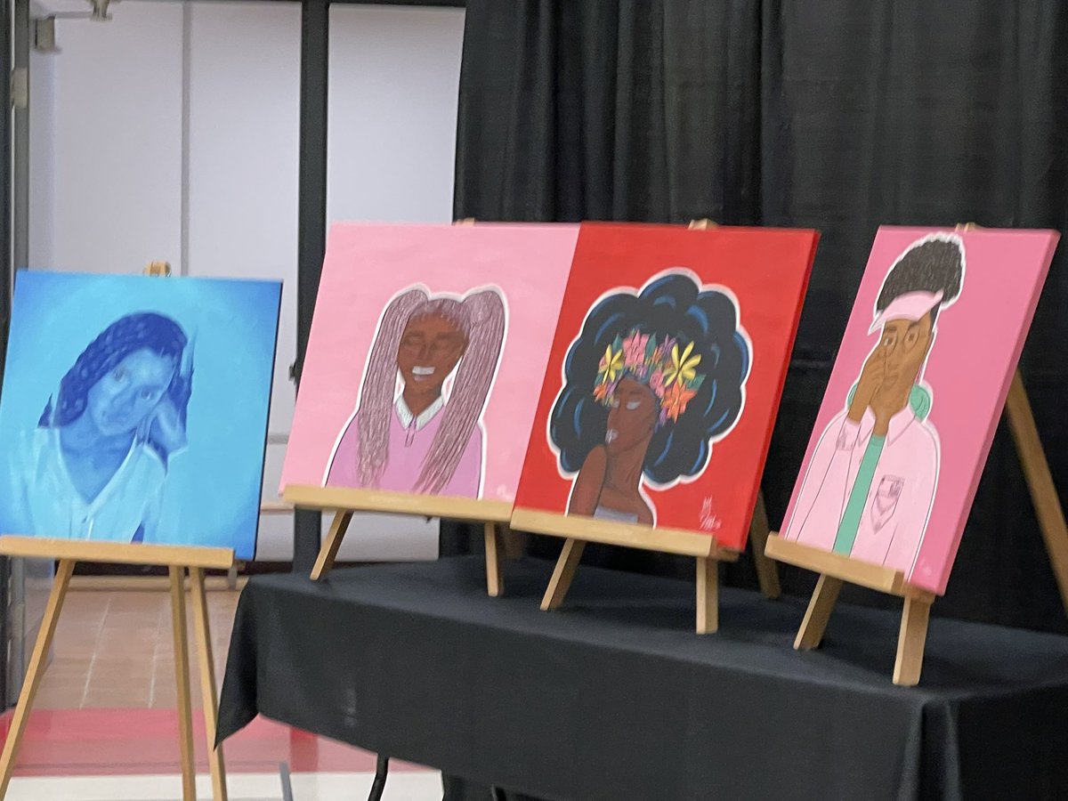 MrsHickey3's tweet photo. @SettlersGreenPS AfroCaribbean Day was a huge success!!A student vision was brought to life as we celebrated culture, food, artwork and music through djembe drumming and dancing! https://t.co/a0C5vYYrAn