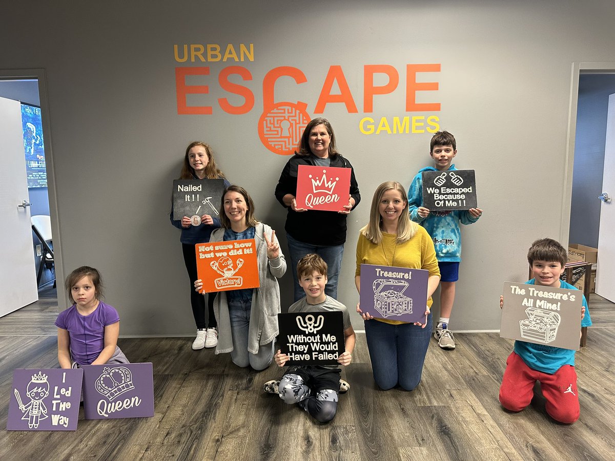 We broke out! So much fun to break out with our PTA fundraiser auction winners! #lovetothinkhere <a href="/mvesPTA/">Mountain View ES PTA</a> <a href="/CobbAlp/">Cobb ALP</a> <a href="/ReneeGarriss/">Renee Garriss</a> <a href="/mrssherrygreen/">Dr. Sherry Green</a> <a href="/MrsRoach4/">Mrs.Roach</a> <a href="/alibrisse/">Ali Brisse</a> <a href="/kelzwilli/">Kelley Davis</a>