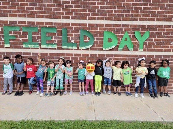 Rubymath755's tweet photo. It was a fun filled FIELD DAY. Happy Spring Break to you all😍 #BeAHooverHero https://t.co/NfO8m9pmrV
