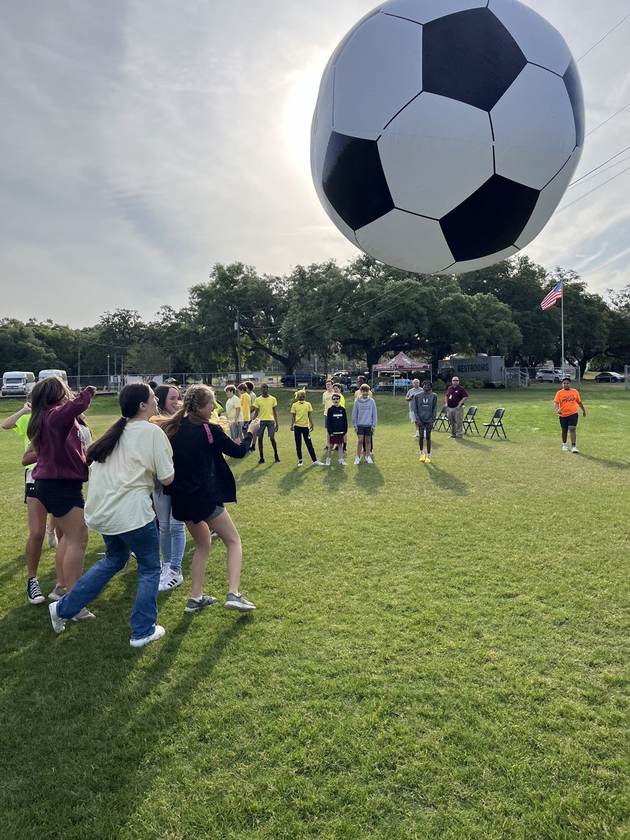 SCAJRHIGH's tweet photo. What a great day for some Medieval Games and an awesome way to end our #ThemeWeek Also, a big congrats to our Orange Team for taking home the top score today! ✴️🥇#MedievalTimes 💯 https://t.co/ZC0xWn8Ww4