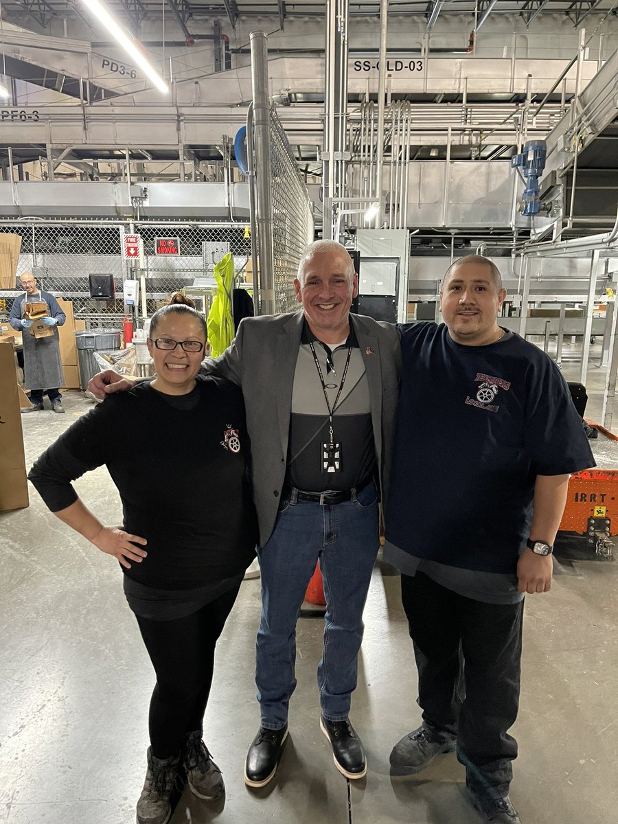 Respect and Dignity at its finest. Congratulations <a href="/CharlieBeswick/">Charlie Beswick</a> enjoy your retirement. <a href="/AuroraTWIchsp/">Aurora Twilight CHSP</a> <a href="/AuroraNoonday/">Aurora Noonday CHSP</a> <a href="/Teamsters455/">Teamsters Local 455</a>