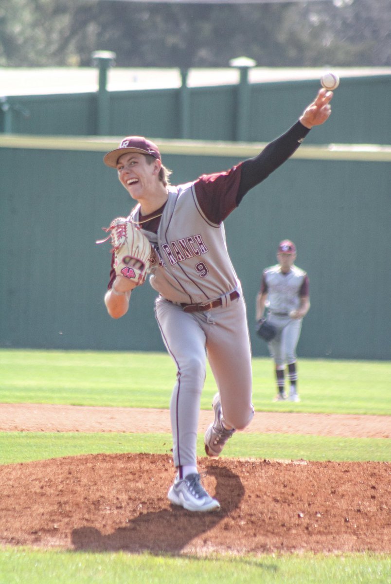Cinco takes down Alvin 4-2, improving their record to 14-1. *Best Start in School History*
This pitching staff has only allowed 32 runs while the offense has scored 118 runs.