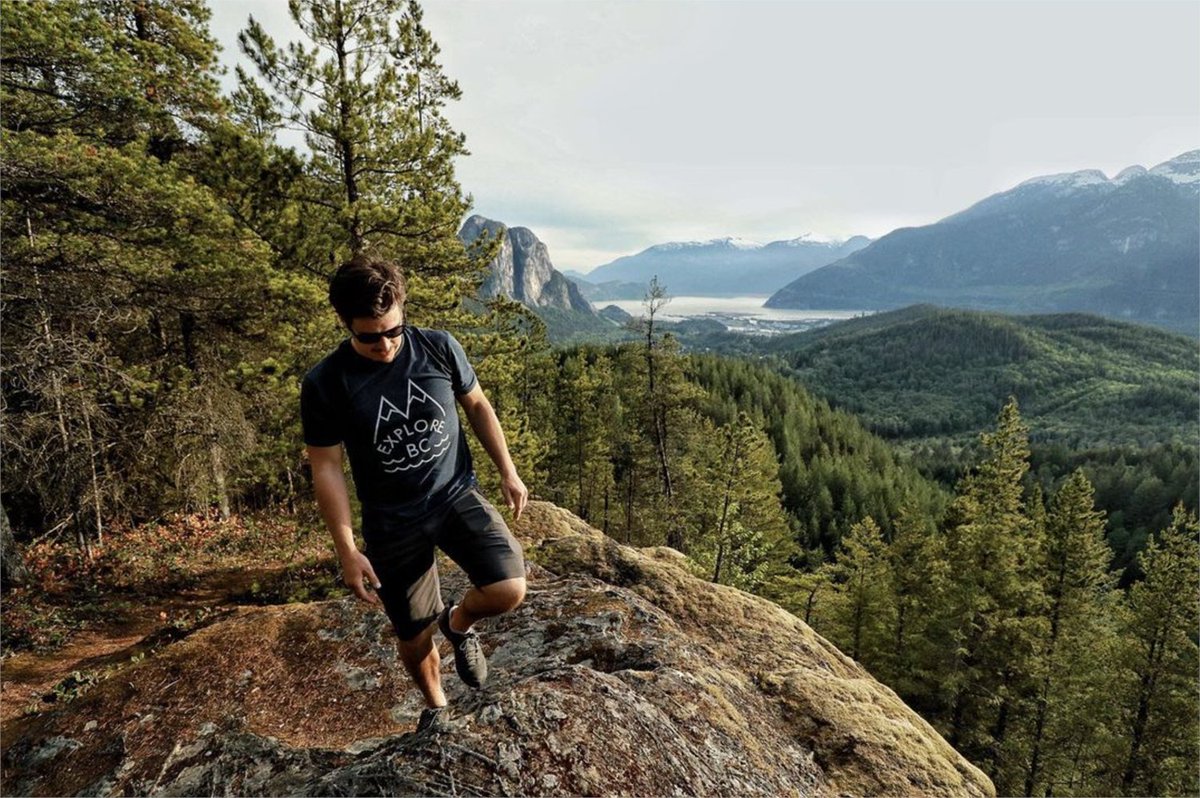 Hello weekend! Where have you been all my life? 😀

Hope you all get outside this weekend. You deserve a little forest bath.🌲

#oleoriginals
#lovewhereyourefrom
#exploreoutside
#squamish
#Stawamus
#exploreBC
#retrodesigns
#handprintedtshirts