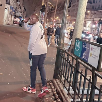 October6XTN's tweet photo. #NouvellePhotoDeProfil https://t.co/u8adi899m4