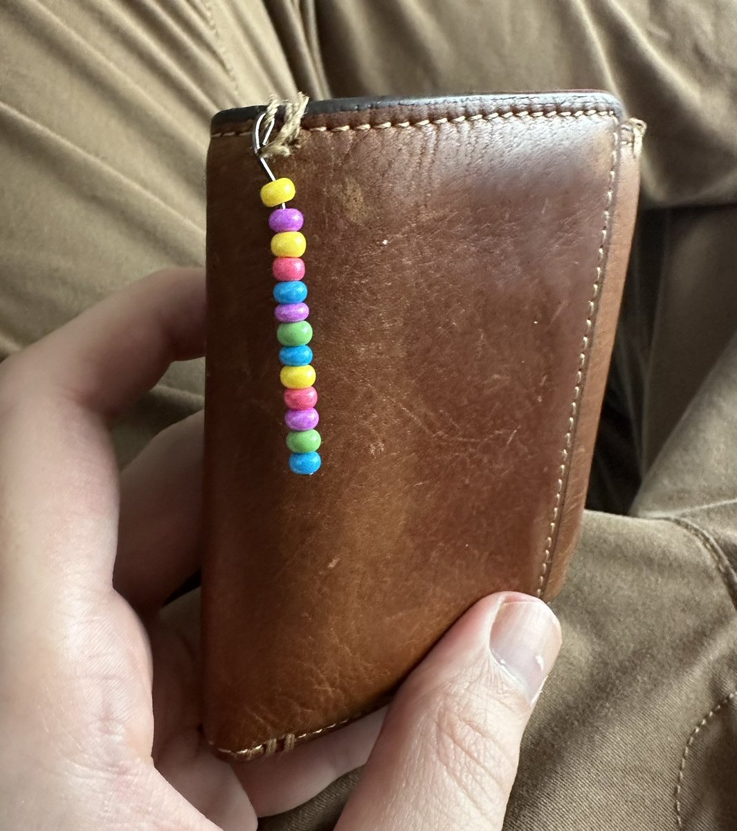 Happy I found my @sketchingsprw brand Vax beads. Poked thru my grungy wallet to carry around today for no particular reason haha 😅