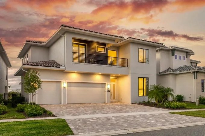 REofFLORIDA's tweet photo. MLS# O6090732
Kissimmee, FL / Nicklaus Golf Club
8 BR | 8+ BA | 5896 sq ft | $3,190,000
Receive more Photos/Details >https://t.co/1dIAqQdXRP
******
Receive MLS Data for any Florida Golf Home
Golf Home Finder >https://t.co/Hbp3FBvcPy https://t.co/S2OCu03hbM