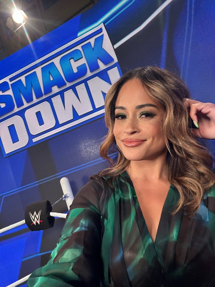 Kayla Braxton (@KaylaBraxtonWWE) on Twitter photo 2023-03-11 00:11:27 Ya ready? Time for me to do my journalistic duties and find out what the hell is going on around here, especially with the Bloodline. Tune in and hopefully we can find out together. #smackdown Ya ready? Time for me to do my journalistic duties and find out what the hell is going on around here, especially with the Bloodline. Tune in and hopefully we can find out together. #smackdown