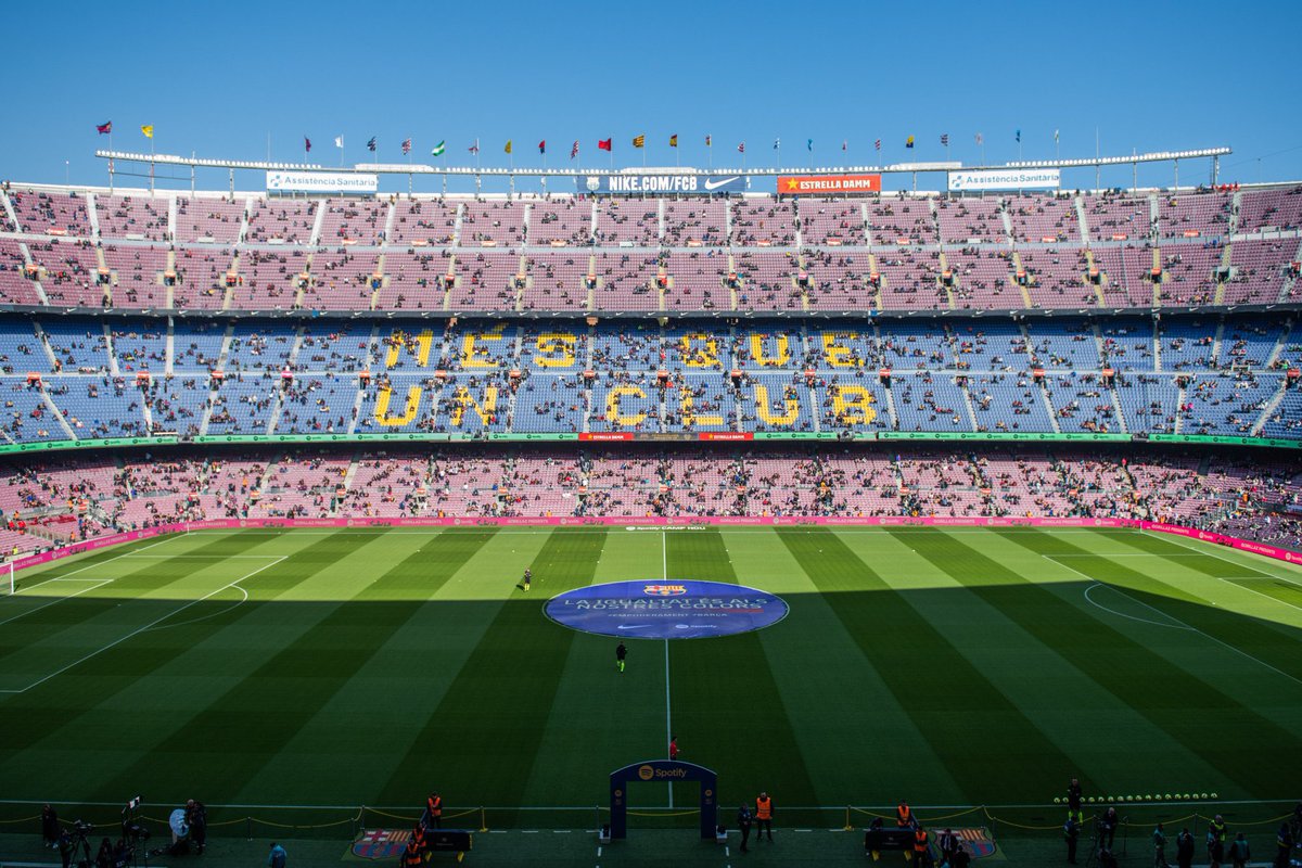 FaktaSepakbola's tweet photo. 🚨𝐁𝐑𝐄𝐀𝐊𝐈𝐍𝐆!

Barcelona telah didakwa melakukan korupsi oleh jaksa Spanyol atas pembayaran yang dilakukan kepada mantan wakil presiden komite wasit Spanyol.

Mantan presiden Barcelona Josep Maria Bartomeu dan Sandro Rosell juga menghadapi tuduhan korupsi.

Total Uang €7,3 juta diberikan kepada mantan wakil presiden komite wasit Spanyol, antara tahun 2001 dan 2018.

📝@brfootball @TheAthleticFC