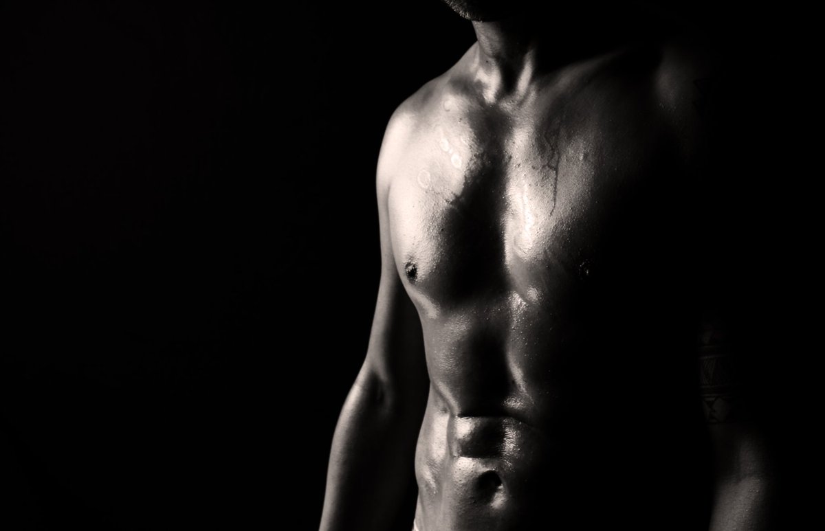 Andreaworkart's tweet photo. Torso ! Modelo Julian by @Andreaworkart 
#malemodel
#photooftheday 
#bloguer
#fashion
#nudeart https://t.co/Ys1rr3iKeB