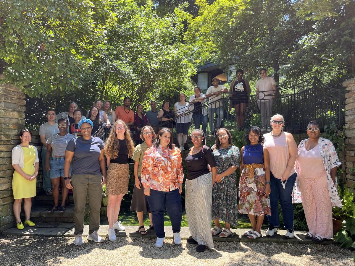 The website is up and offers a glimpse into what we co-created at last summer's NEH Institute.
 "The "A People’s History of Landscape" website contributes to efforts in the academy to address complex histories of land, labor, &amp; place-making.