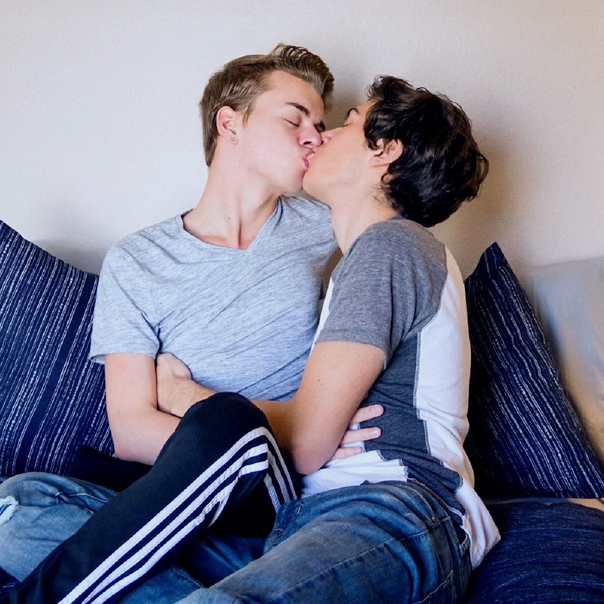 السالب الجاد اللي بيقابل بعد الفجر ونقعد لين الليل ينط خاص انا #موجب18