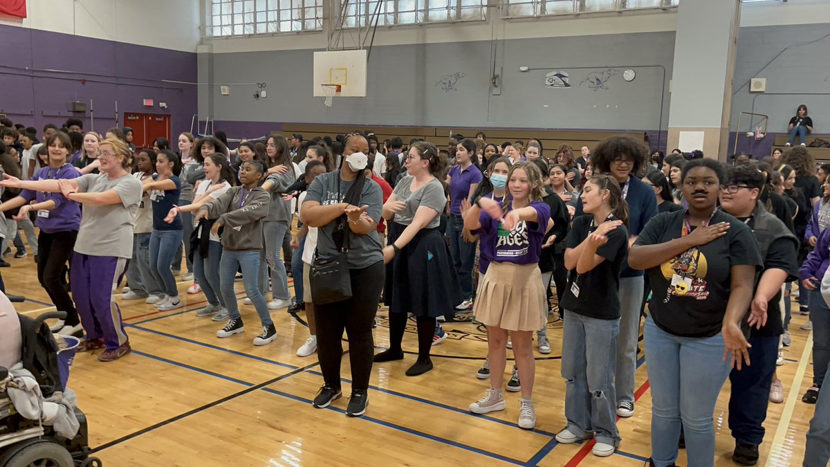 Claran Johnson tweet media