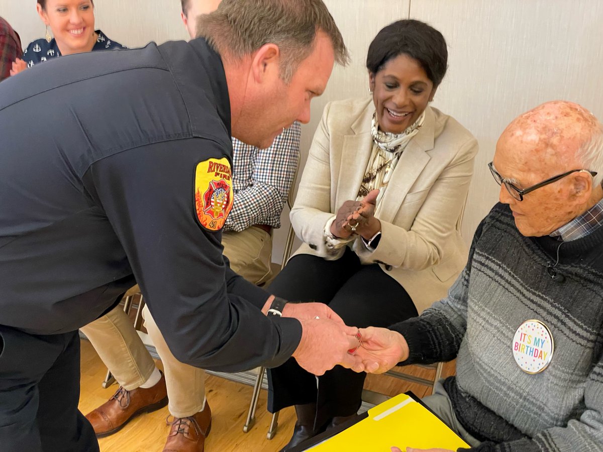 vasaltlakecity's tweet image. Happy 100th birthday to #WorldWarII #Veteran and life-long Weber County resident, Min Hamada. Min served in the @USArmy’s 442nd Regimental Combat Team. The 442nd was comprised of Japanese-Americans and was the most decorated unit in WWII. #greatestgeneration