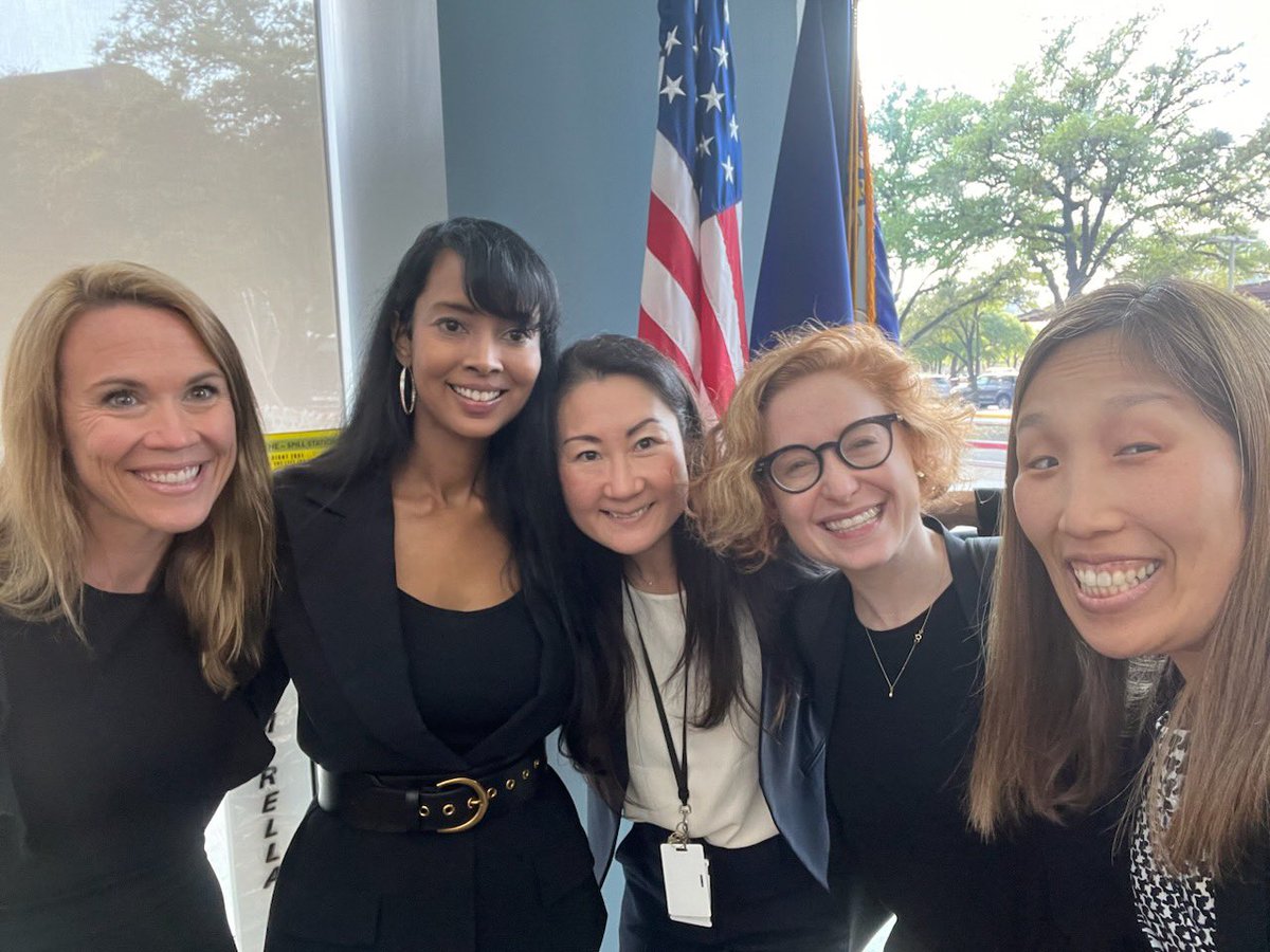 Excited to gather & discuss innovative ideas to improve breast and gynecological cancer care for Veterans. @chibaAkiko @ChristineBang @aditihazra @goldsteik @LeahZullig