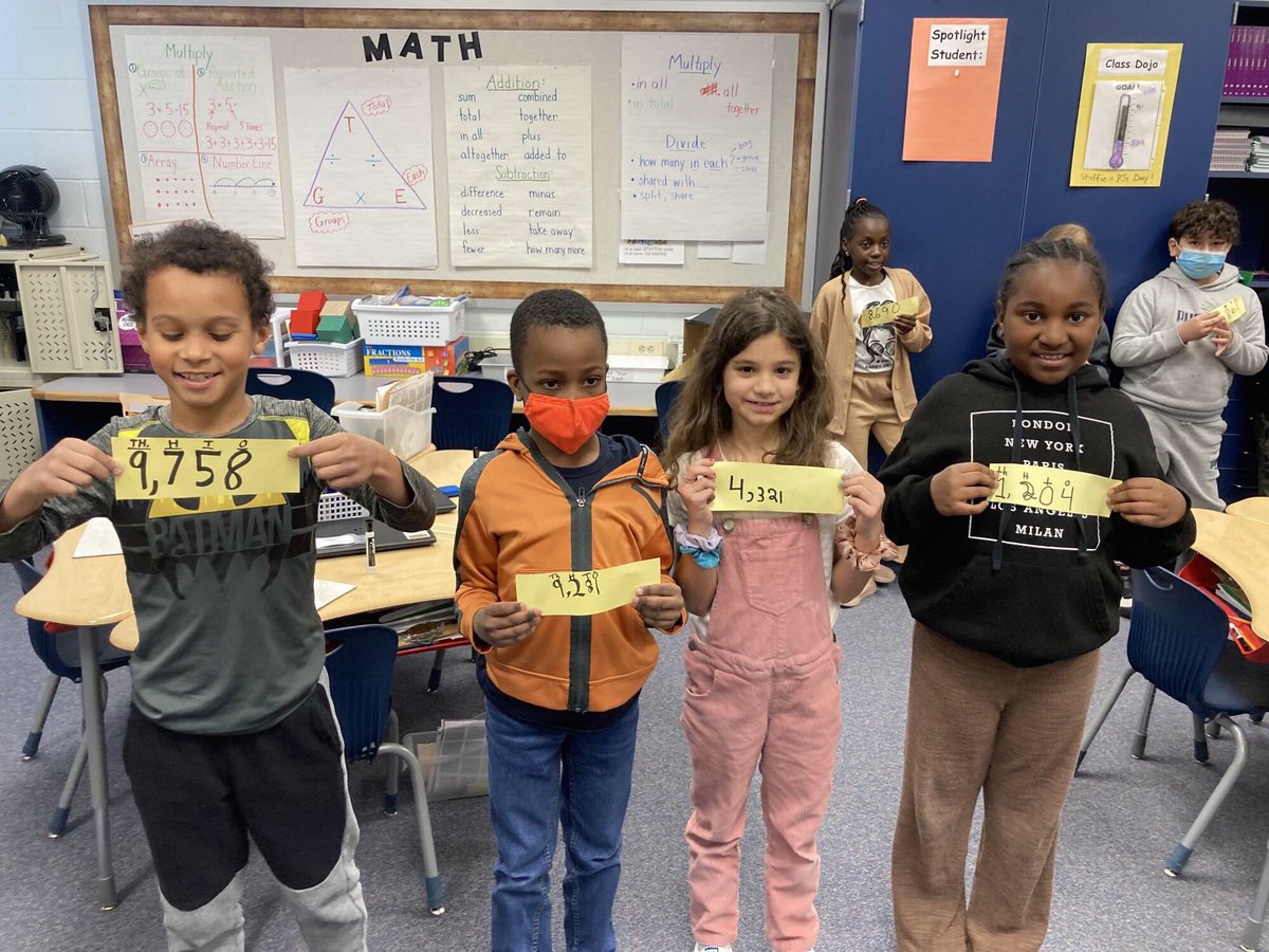 HNESHuskies's tweet image. #mathcooperativelearning Math is extra fun when working together.