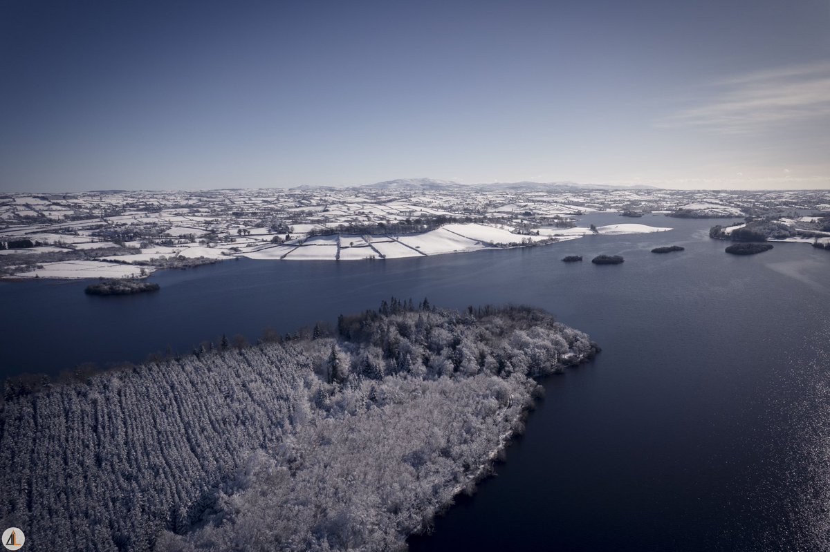 AJL_Drone's tweet photo. 𝚃𝚞𝚛𝚗𝚒𝚗𝚐 𝚃𝚑𝚎 𝙱𝚕𝚊𝚌𝚔 𝙸𝚜𝚕𝚊𝚗𝚍 𝚆𝚑𝚒𝚝𝚎 

#Castleblayney #CountyMonaghan #LoughMuckno #DiscoverIreland #KeepDiscovering #Ireland #MyMonaghan ☘️

🔗:  https://t.co/4hJ9BCdb92

@MonaghanTourism | @DiscoverIreland | @Failte_Ireland | @ancienteastIRL https://t.co/MBrxFnGBSH