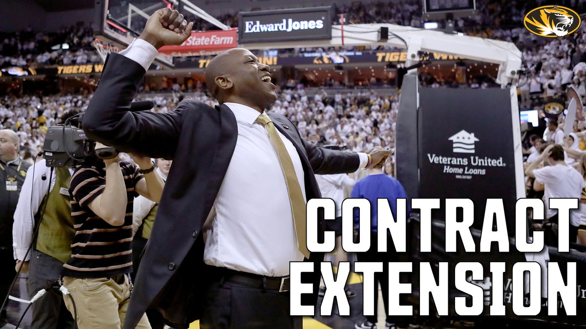 MizzouHoops's tweet photo. Adding to our wins today, we have extended @coachdgates' contract!

📰 https://t.co/t9nh5Ccxej

#MIZ 🐯 https://t.co/8AcYFtV14R