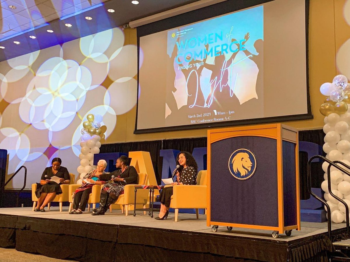 ¡Mujeres De Acción! tweet media