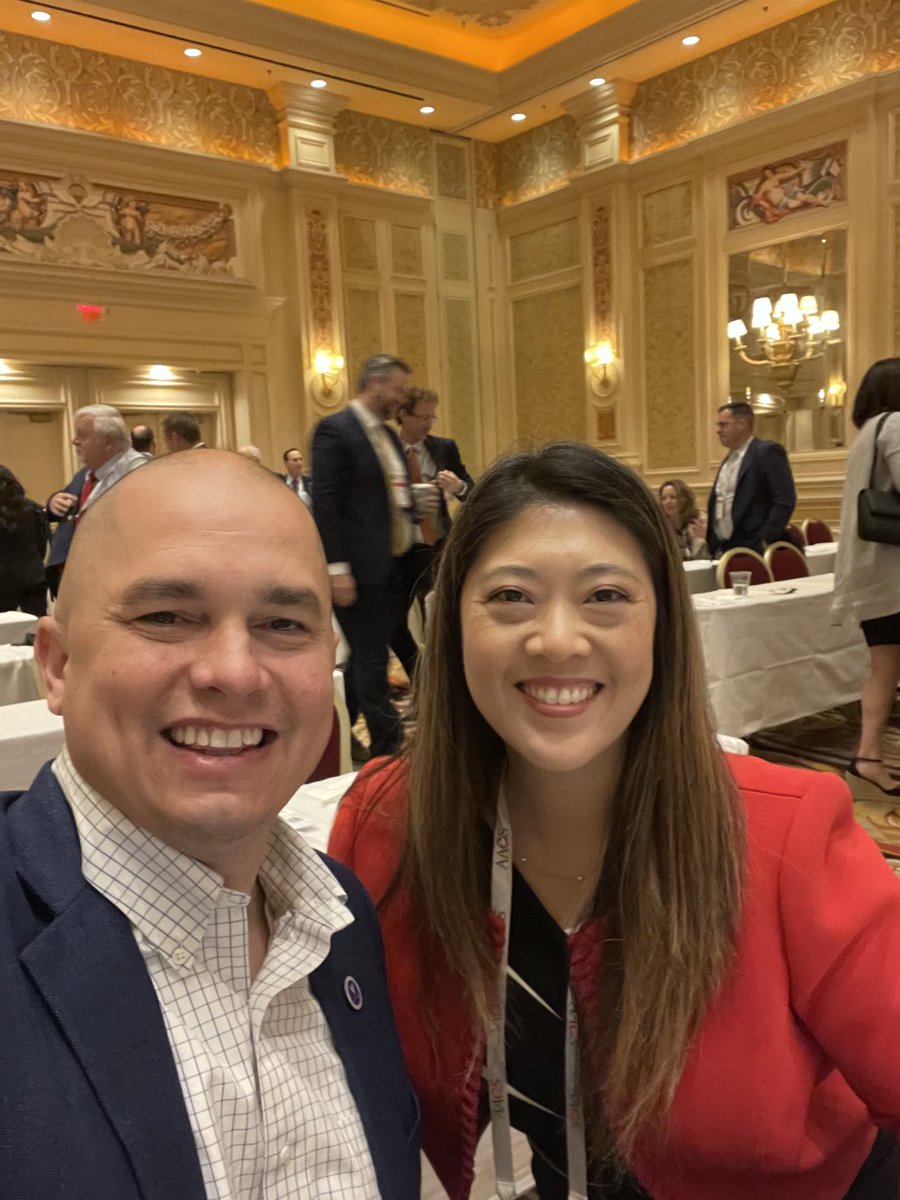 doccasslee's tweet photo. Reunited with my ⁦@AOSSM_SportsMed⁩ #APKASS #travelingfellow family here at ⁦@AAOS1⁩ #AAOS2023 in Las Vegas

⁦@winstongwathmey⁩ ⁦@cbushjoseph⁩ and Ryosuke Kuroda https://t.co/Z1Str6pJAc