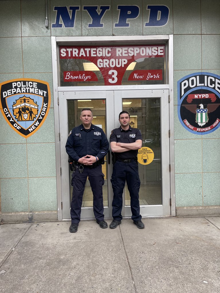 NYPDSpecialops's tweet photo. Great police work by our #SRG 3 officers last night. A car stop of an individual driving recklessly led to the arrest of a known violent felon driving a stolen vehicle @NYPD102Pct
Our officers will continue to target high crime locations, keeping #NYC safe
#PrecisionPolicing https://t.co/B0hdGi6tFP