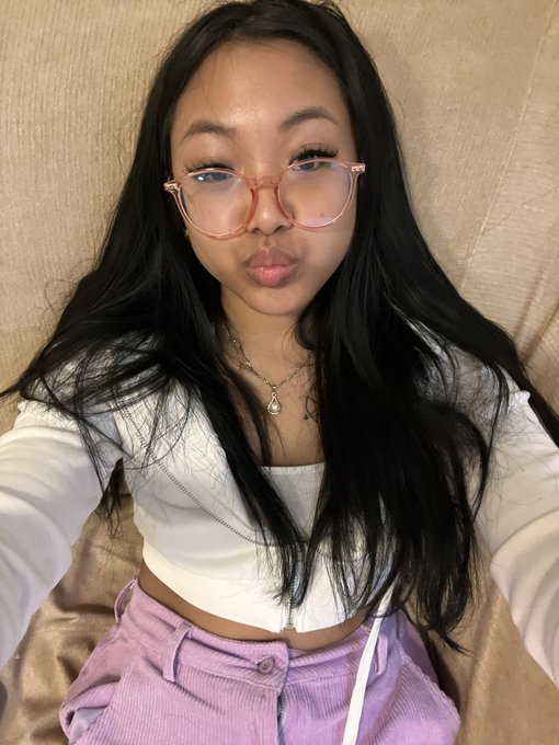 accepting the baby face finally https://t.co/WGctyLIrfV
