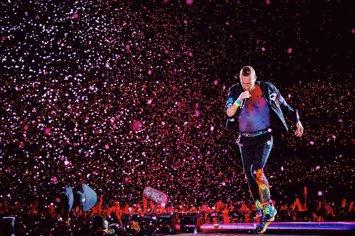 forumcoldplay's tweet photo. São Paulo, Noite 1 🇧🇷 

📸: @tmdqa 

#ColdplaySaoPaulo https://t.co/3AkKcGrKIo
