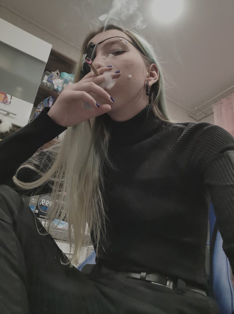 post yourself and an anime character with the same zodiac sign as you!

man.. I guess i'm in danger