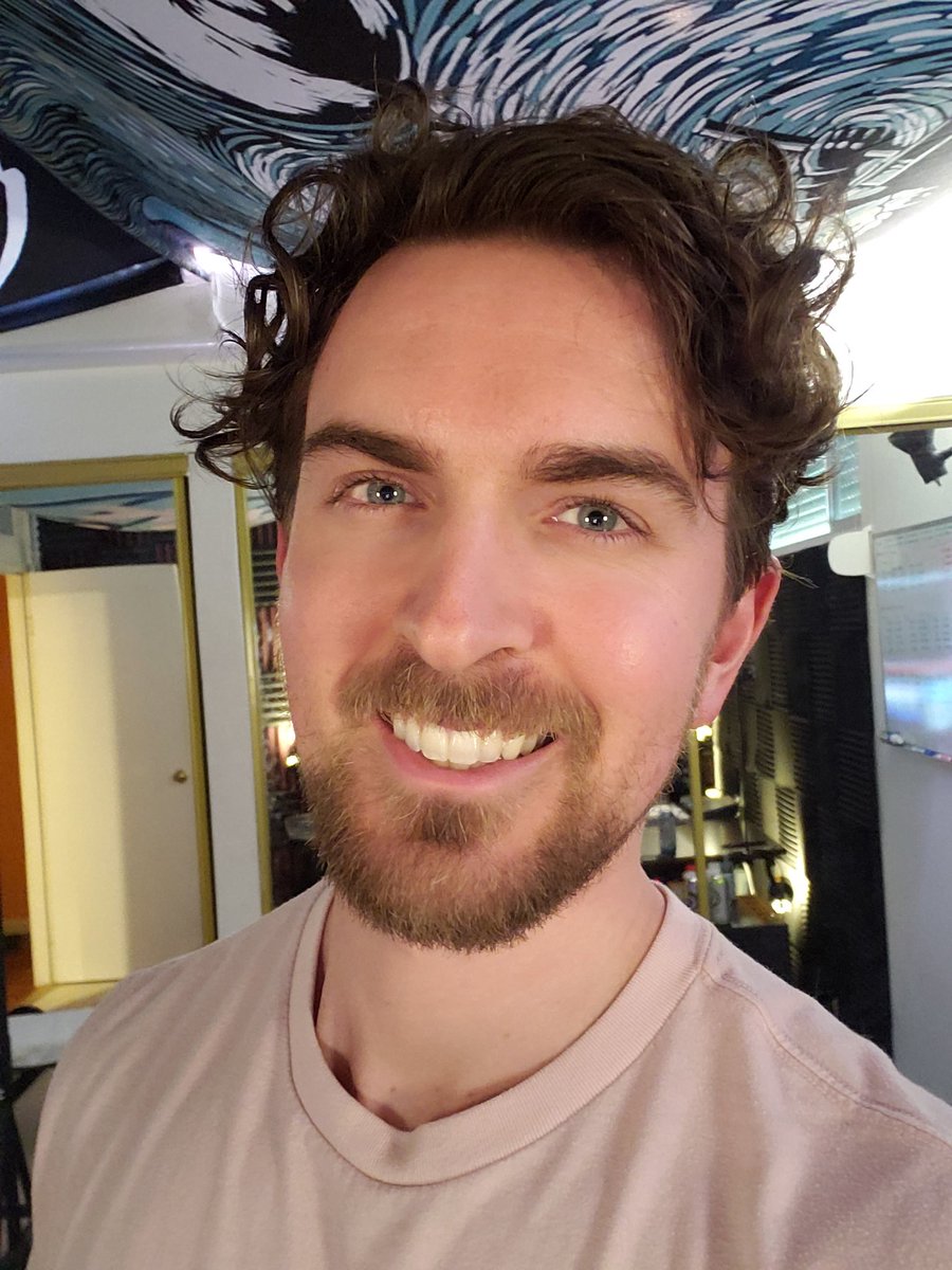 sunderseries's tweet image. Last stream of the week.
Next week --&amp;gt; 🎂 🎁 🎉
Twitch.tv/SunderSeries