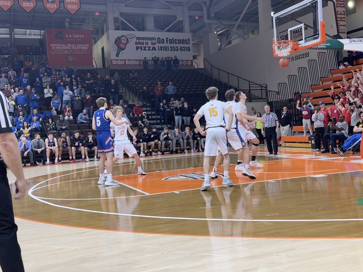 #ThatMomentWhen Mitch Temple clinched the Knights trip to Dayton with .5 remaining. 

Knights win 41-40 over Marion local