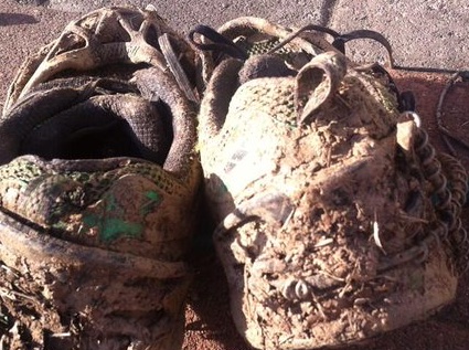 @mikewardian @MCRRC @hoka @injinji @COROSGlobal @TMobile @GUEnergyLabs Hope it’s not too muddy! See below- pic of my shoes after the 2014 edition of the race!