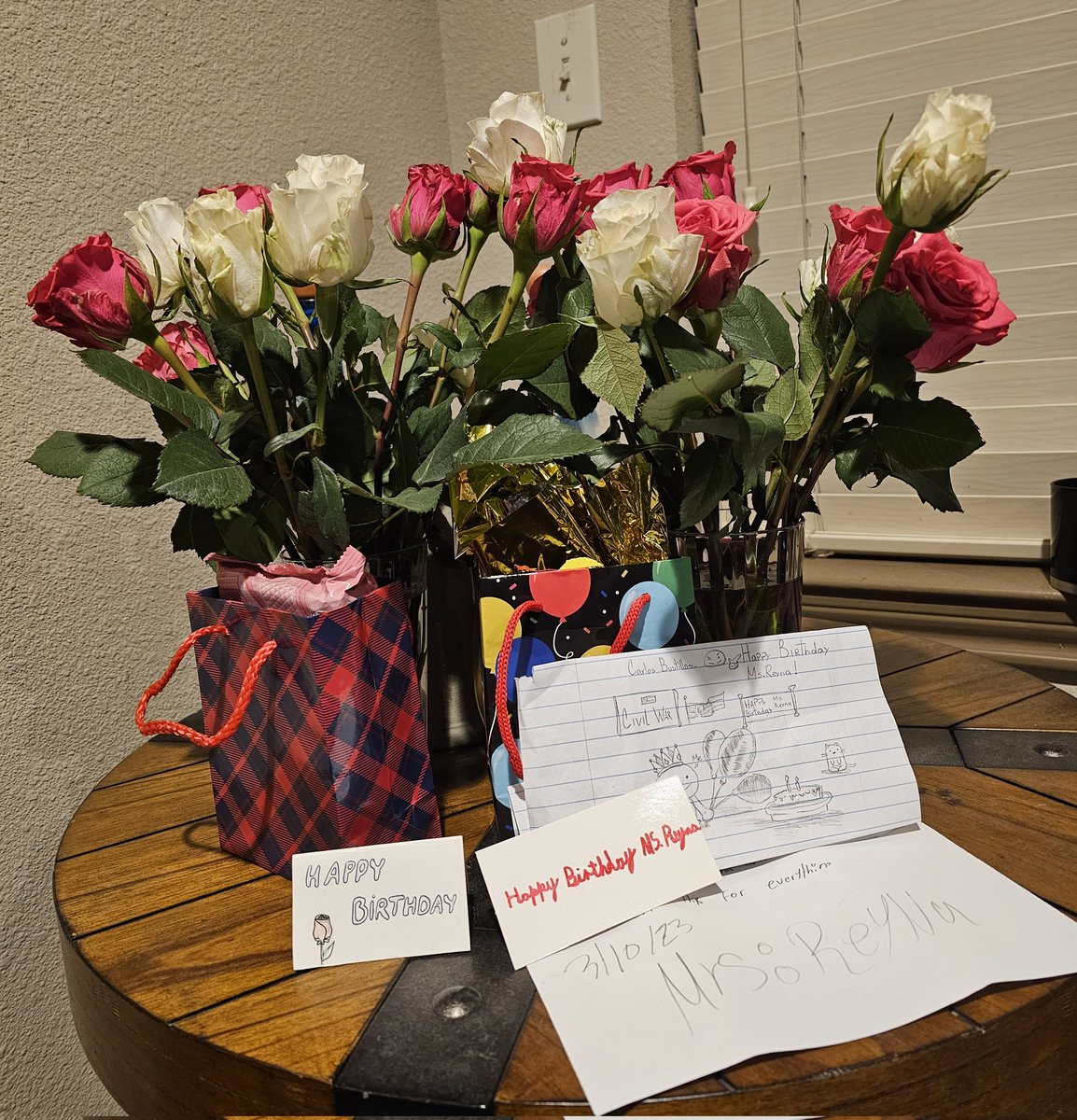 My ❤️ is full before my birthday begins. <a href="/MDJH_Panthers/">McDonald Junior High School</a> Sheltered and Newcomer emergent bilingual students are a true delight 🥰