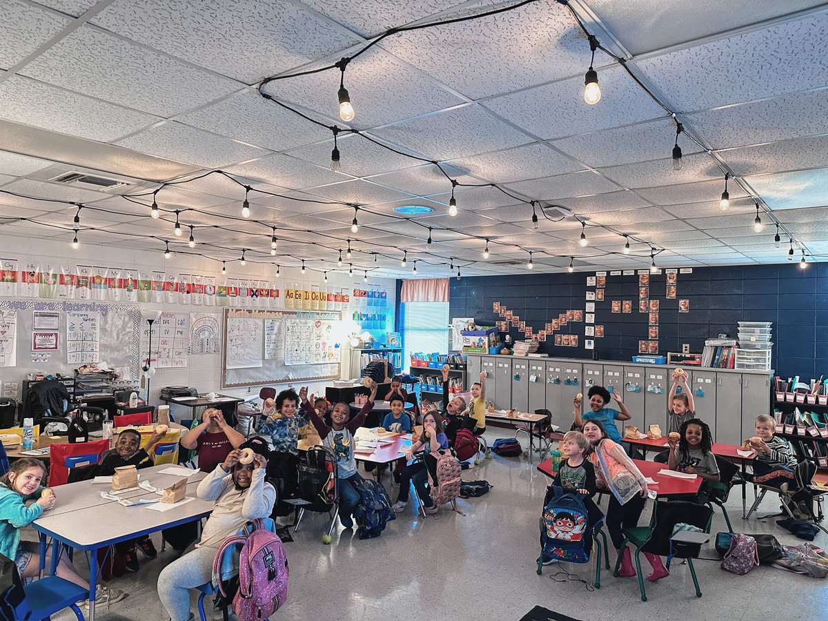 Marie Adams tweet media