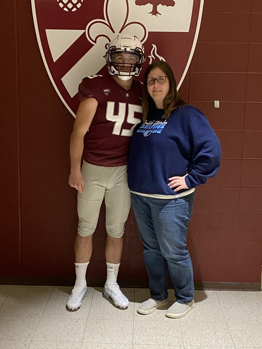 GageBryant9's tweet photo. Thank you @Coach_Perry1 @BUKnightsFB  @bellarmineU for the visit and opportunity #visit #uncommitted https://t.co/jIjffln7PA