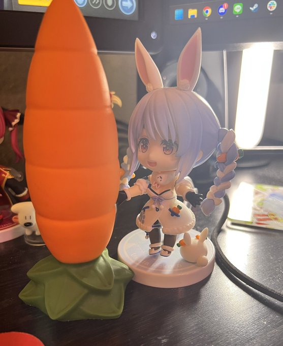 Pekora got a big carrot https://t.co/h2EJ5YIF3D<a href="/tag/animenyc"class="tags"><span>#animenyc</span></a>