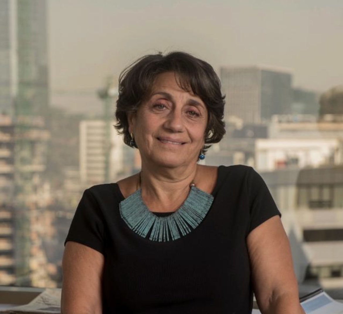 Gran nombramiento <a href="/jlopezsaffie/">Jessica López Saffie</a> en <a href="/mop_chile/">Ministerio de Obras Públicas🇨🇱</a> una mujer brillante, trabajadora y comprometida con el ServicioPublico. Gran nombramiento <a href="/GabrielBoric/">Gabriel Boric Font</a> que orgullo para las mujeres de #Chile ✅✅✅