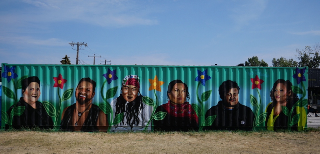 We're gearing up for warmer days!

Keep an eye out or sign up for our newsletter (link in our bio!) to stay in-the-know about what's coming to containR and the Sunnyside community soon ☀