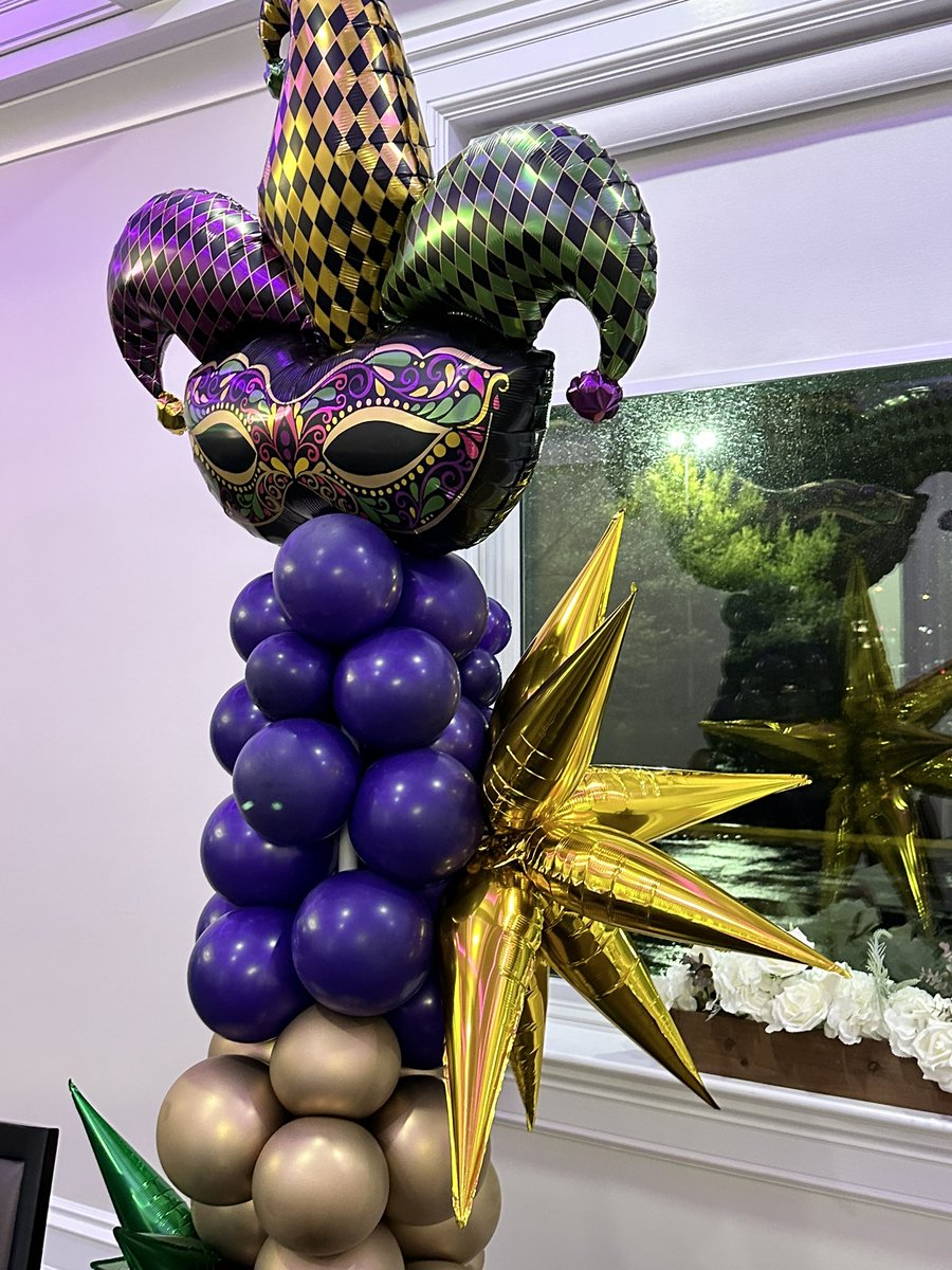 Laura Godlesky tweet media